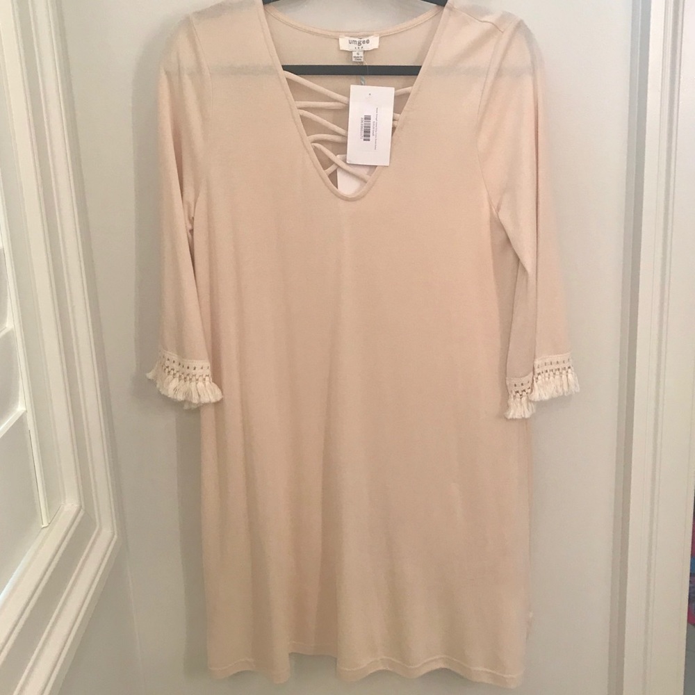 Cream 3/4 sleeve dress